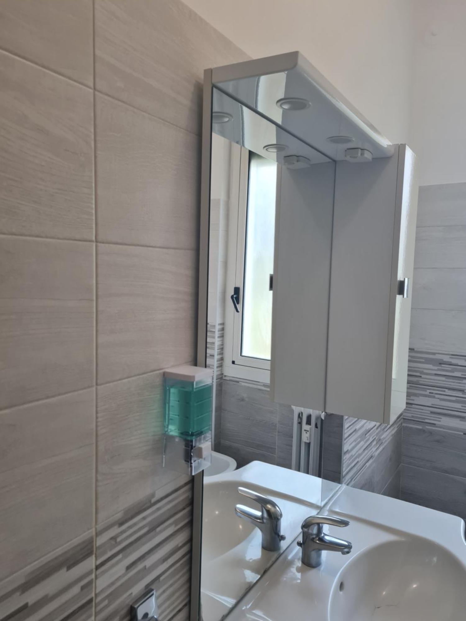 Milanohome2 Номер фото